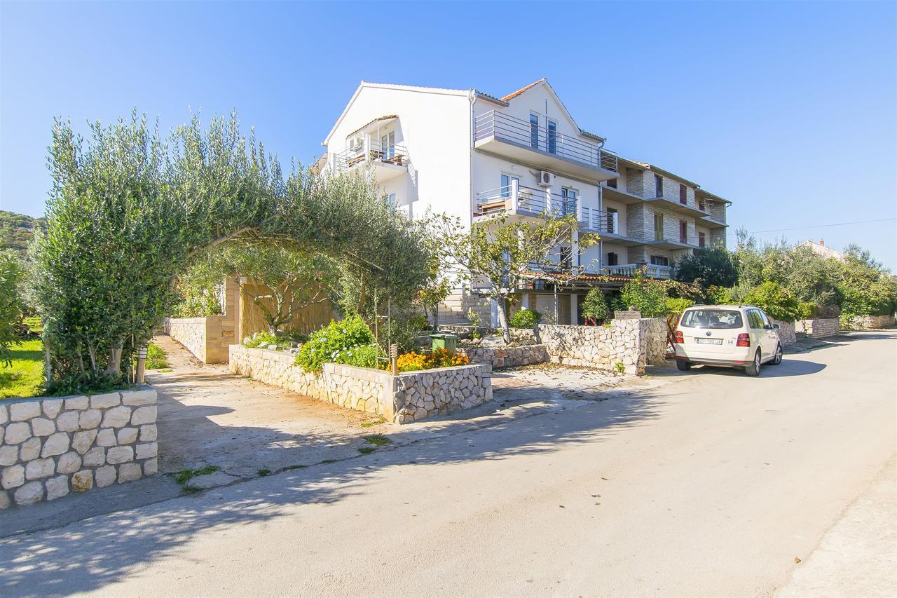 Apartments Irena 特孔 外观 照片