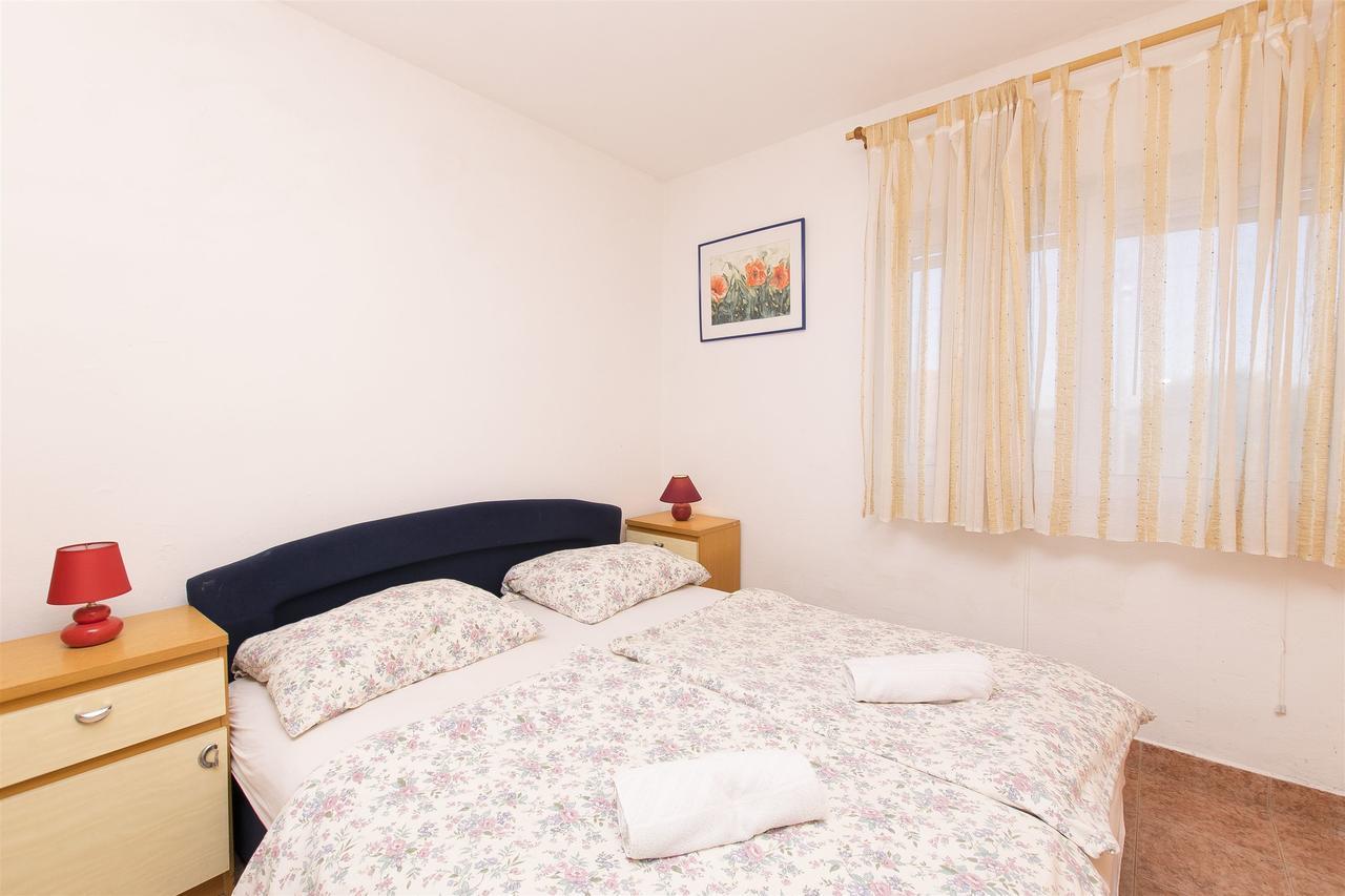 Apartments Irena 特孔 外观 照片
