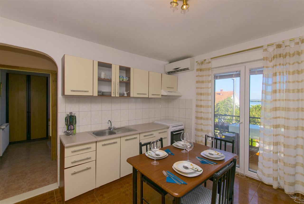 Apartments Irena 特孔 外观 照片