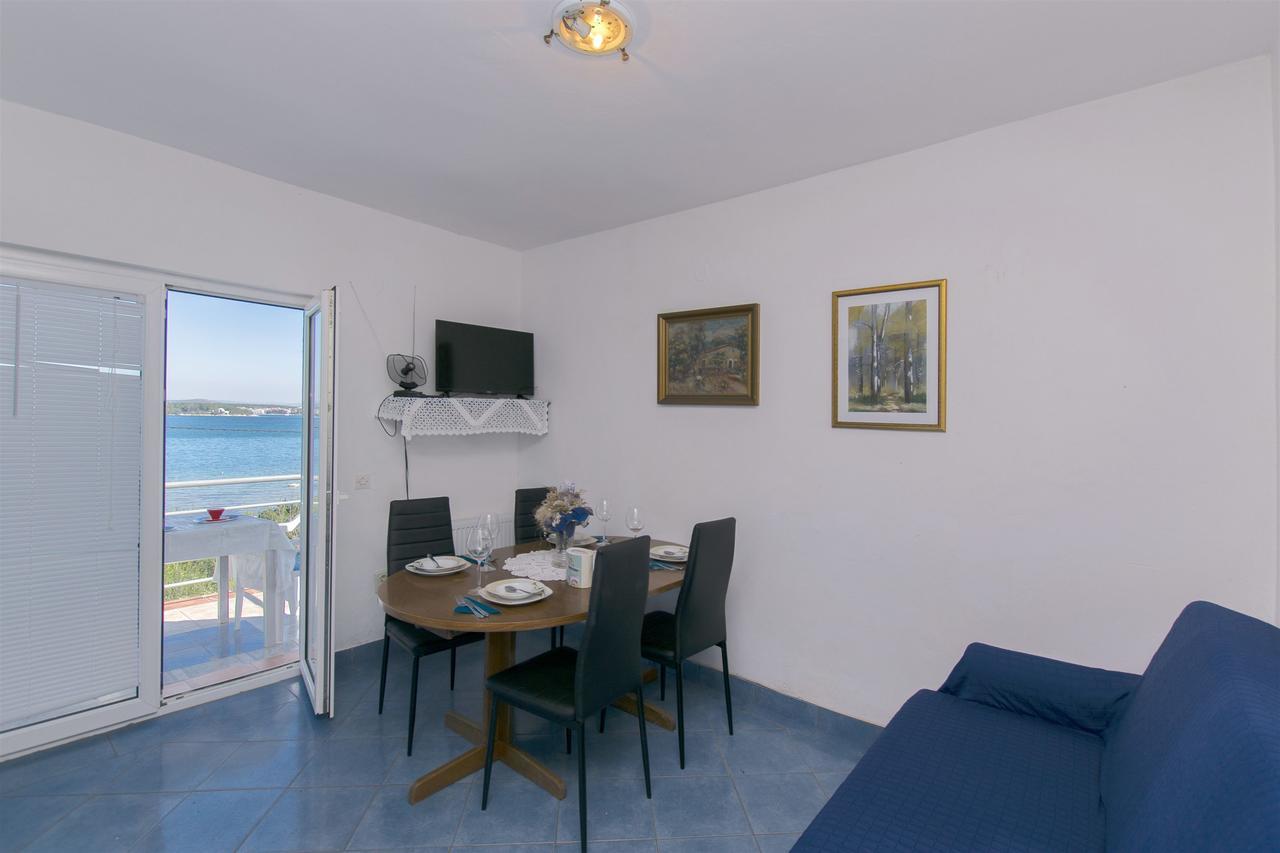 Apartments Irena 特孔 外观 照片