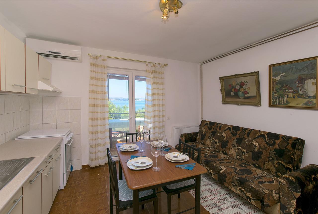 Apartments Irena 特孔 外观 照片